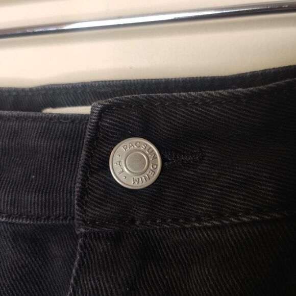 PacSun Floral Embroidered Denim Jean Skirt Size 25 Mini - Picture 5 of 9